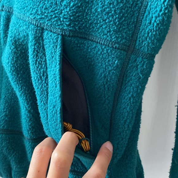 Green front zipper fleece - Picture 4 of 7